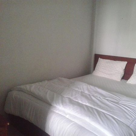 Zameena Guest House Cimahi Exterior photo