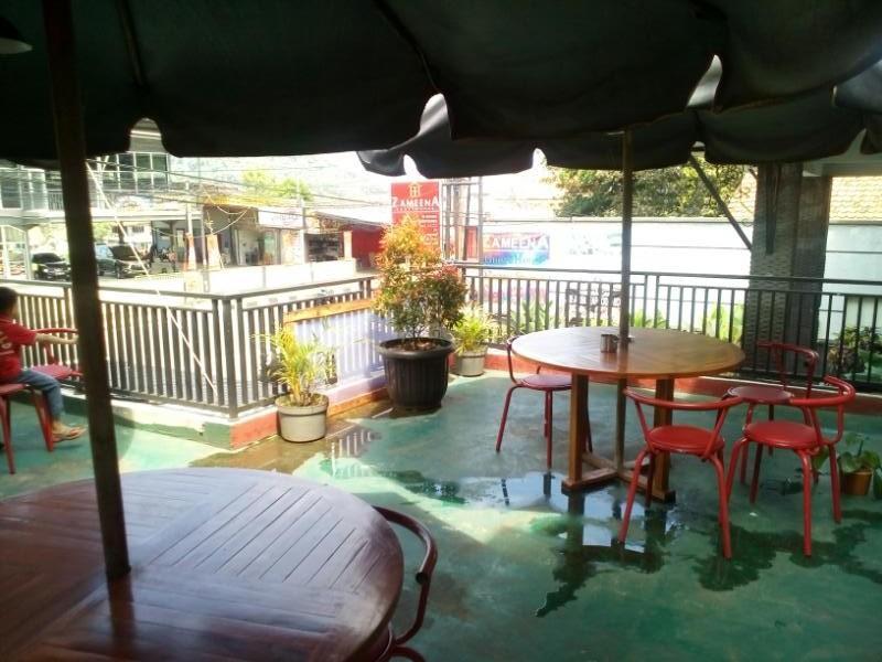 Zameena Guest House Cimahi Exterior photo