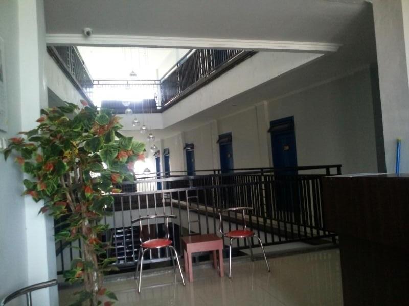 Zameena Guest House Cimahi Exterior photo